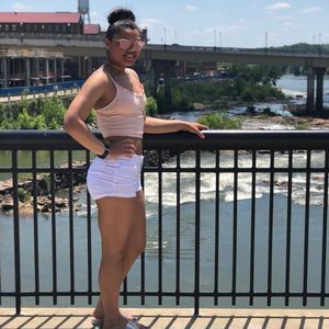 Meet your Posher, Nelida